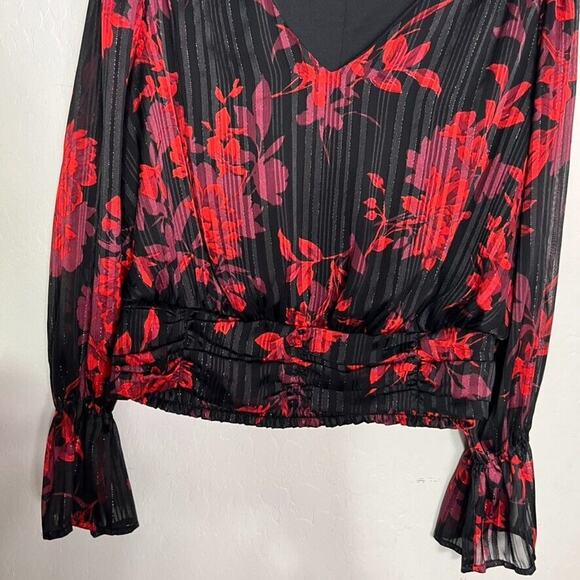 Lane Bryant Dress Shirt 16 Classic Black And Red Floral Flirty Cropped - Picture 6 of 13